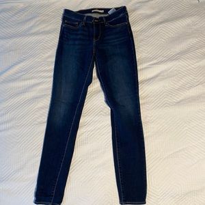 Levi’s 711 Skinny Jeans, Size 27